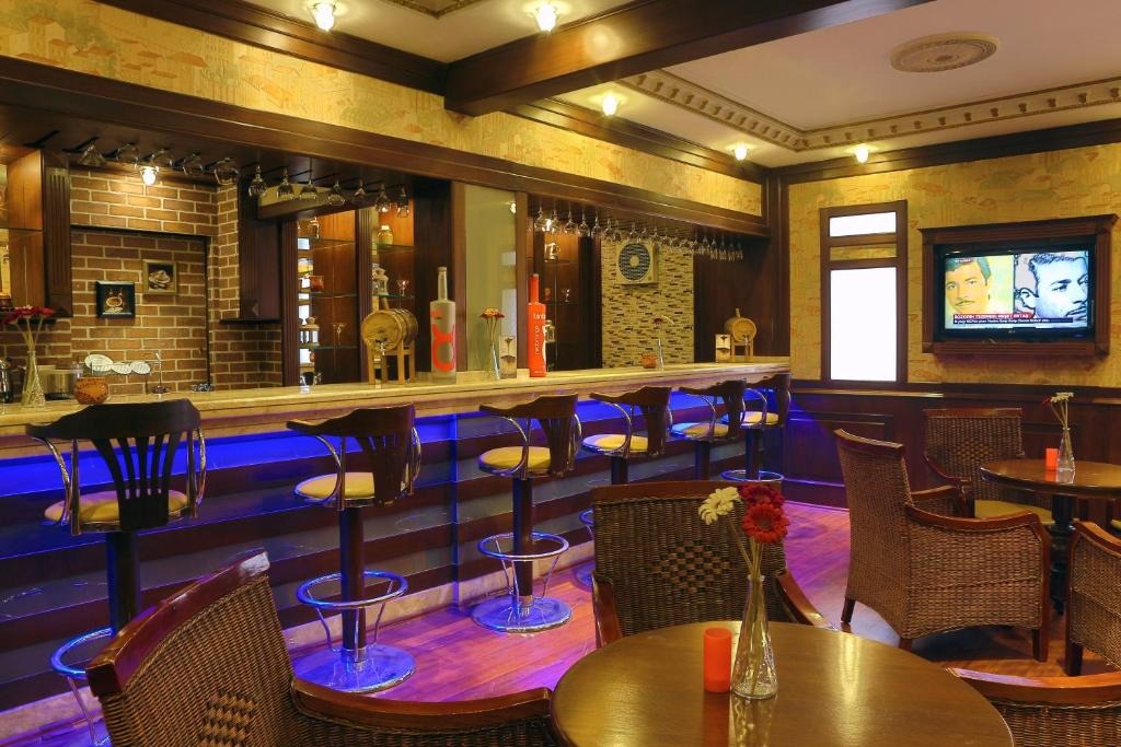 هتل الیت پالاس